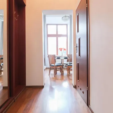 Vintage Florianska Street Apartment