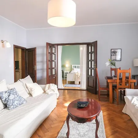 Vintage Florianska Street Apartment Krakow